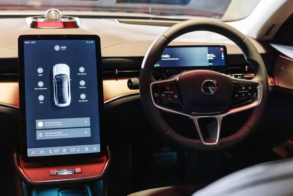 Volvo ES90 is the first Volvo powered by the NVIDIA DRIVE AGX Orin computing platform.